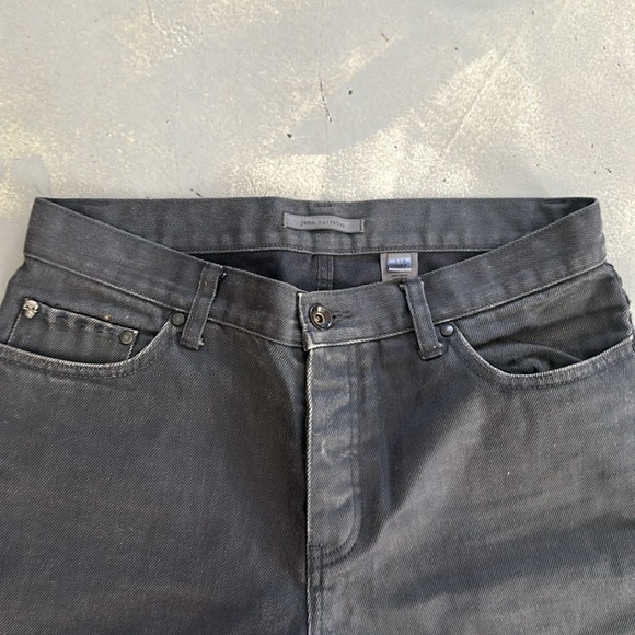 John Varvatos , Slim Straight denim in 31R. Excellent condition. - Picture 2 of 5